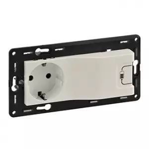 ЭЛМАКС - Valena IN'MATIC.Комбинированная розетка 2К+З 16А 250В/USB 1000мА.С лицевой панелью LIFE/ALLURE. Слон элмакс, электротехника, кабель, светотехника, elmax.pro