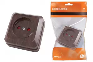 ЭЛМАКС - Розетка 2П открытой установки с з/ш IP20 10А, бук"Ладога" TDM элмакс, электротехника, кабель, светотехника, elmax.pro