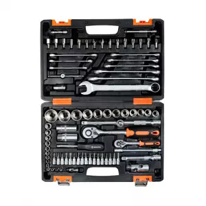 Набор инструментов АВТО, 1/2" , 1/4" , CrV, в кейсе 82 предм Вихрь АКЦИЯ!