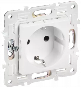 ЭЛМАКС - SKANDY Роз. с з/к/ш 16А б/к SK-R06W арк. бел. IEK элмакс, электротехника, кабель, светотехника, elmax.pro